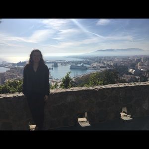 Meet your Posher, Julie